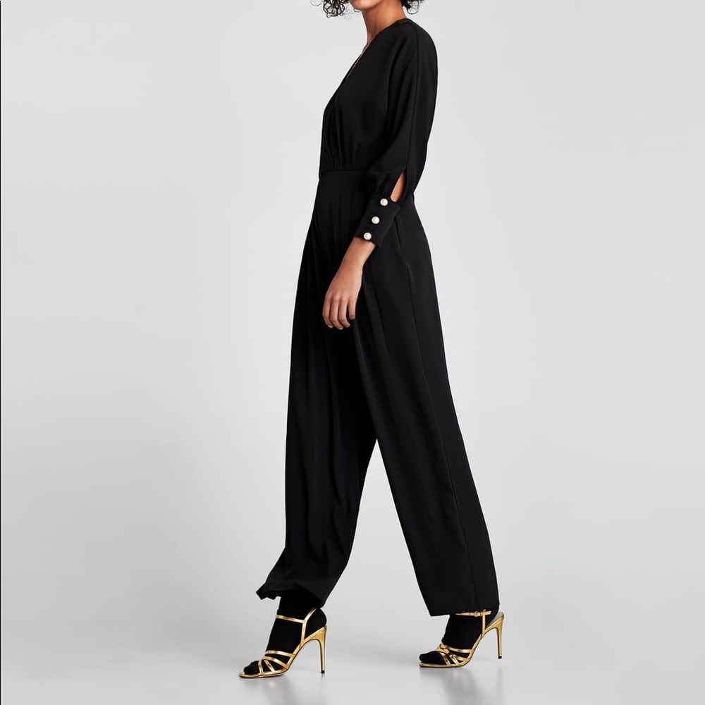 NWT ZARA BLACK CROSSOVER JUMPSUIT WITH FAUX PEARLS - Picture 2 of 15